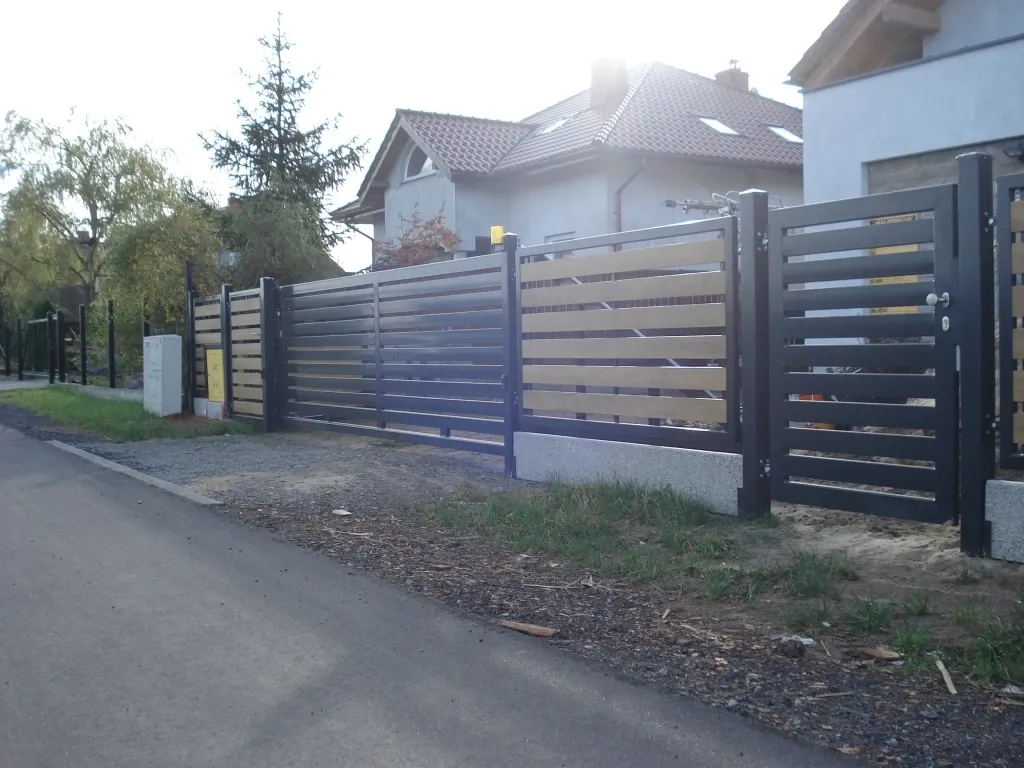 Ogrodzenia Metalowe - ogrodzenie metalowe 0352