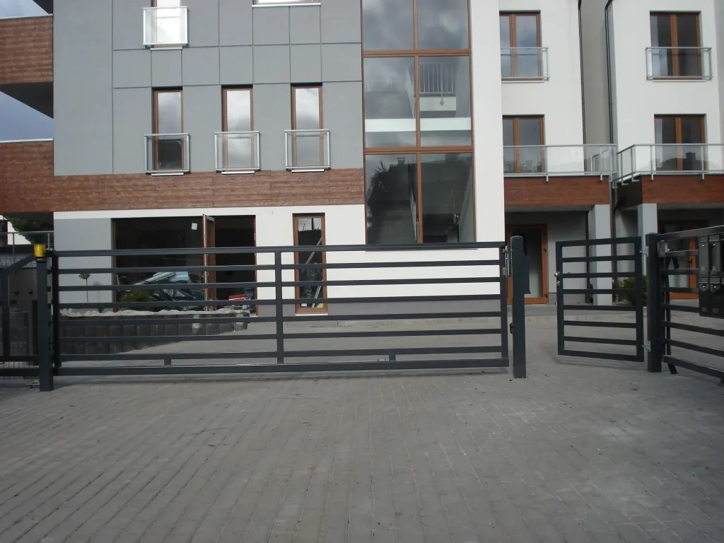 Ogrodzenia Metalowe - ogrodzenie metalowe 0361